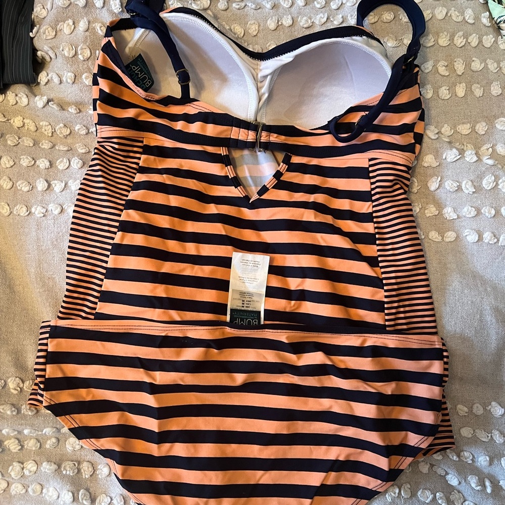 Motherhood maternity Beach bump maternity bathing suit - Picture 3 of 4